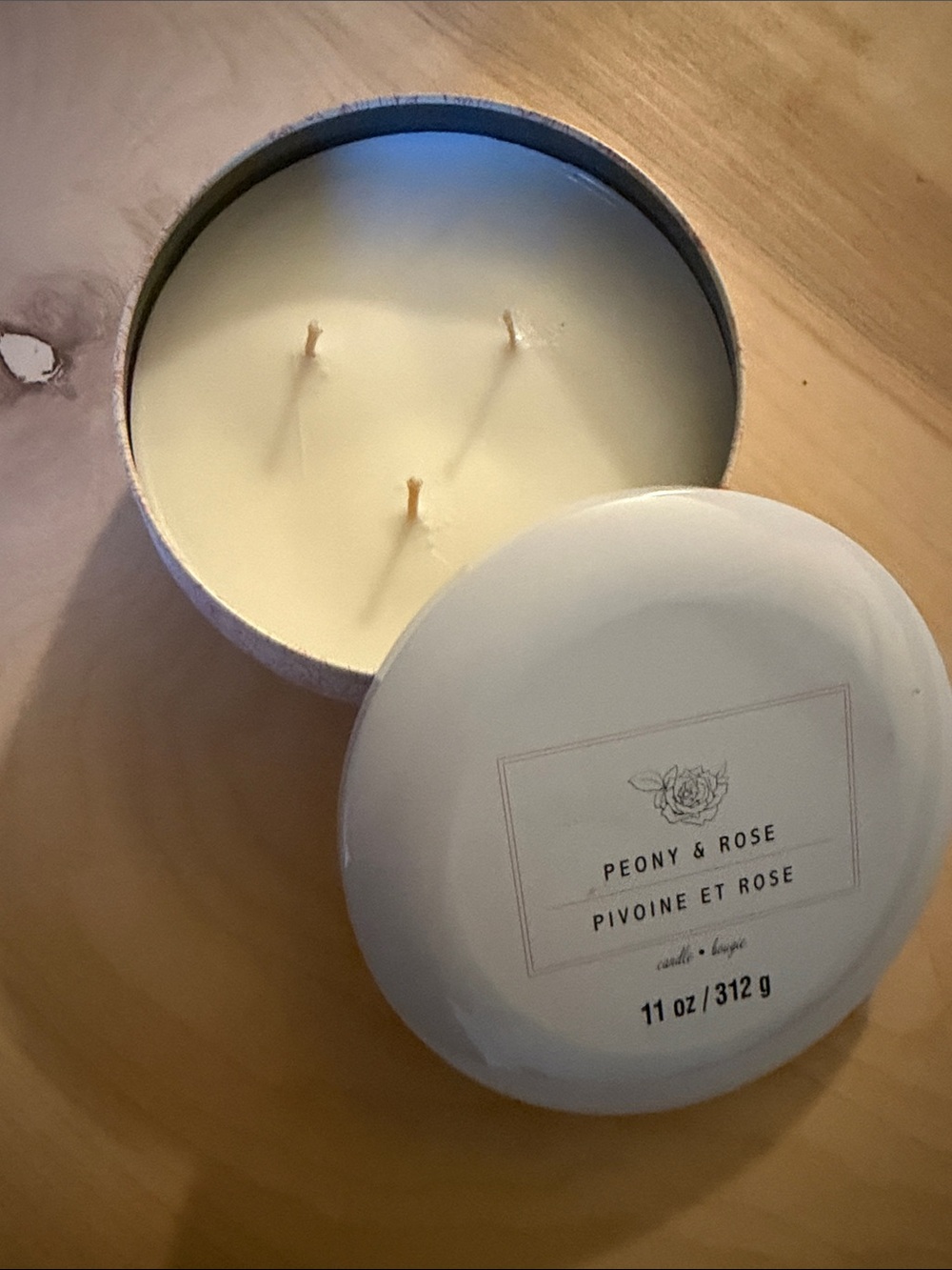 Ashland 3-Wick Candle in Cream White